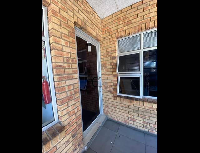 53M² BUILDING TO LET IN RUSTENBURG CENTRAL